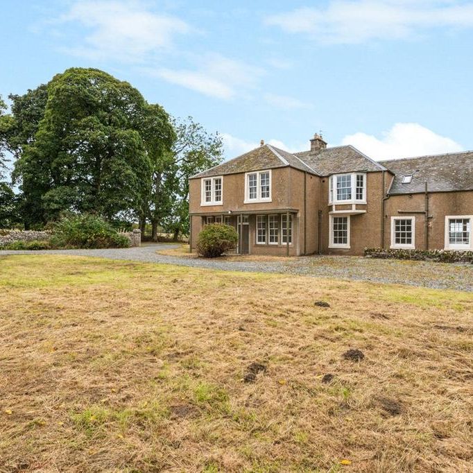 7 bedroom detached house to rent - Photo 1