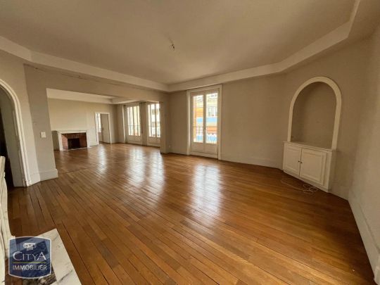 Appartement à louer 6 pièces 209.64m² - Photo 1