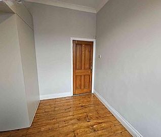4 bedroom flat to rent - Photo 6