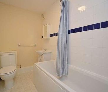 Bedroom T Floor In Godalming, GU7 - Photo 1