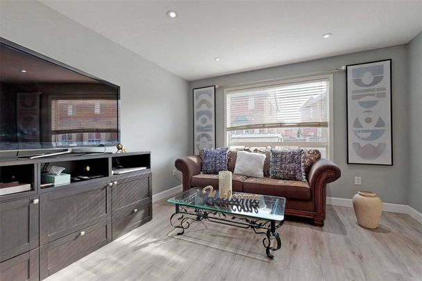 For Lease - 968 Thompson Road, Milton, Ontario - Photo 1