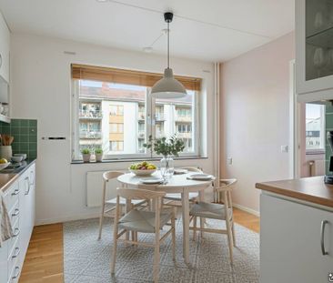 Kirunagatan, Vällingby - Photo 2