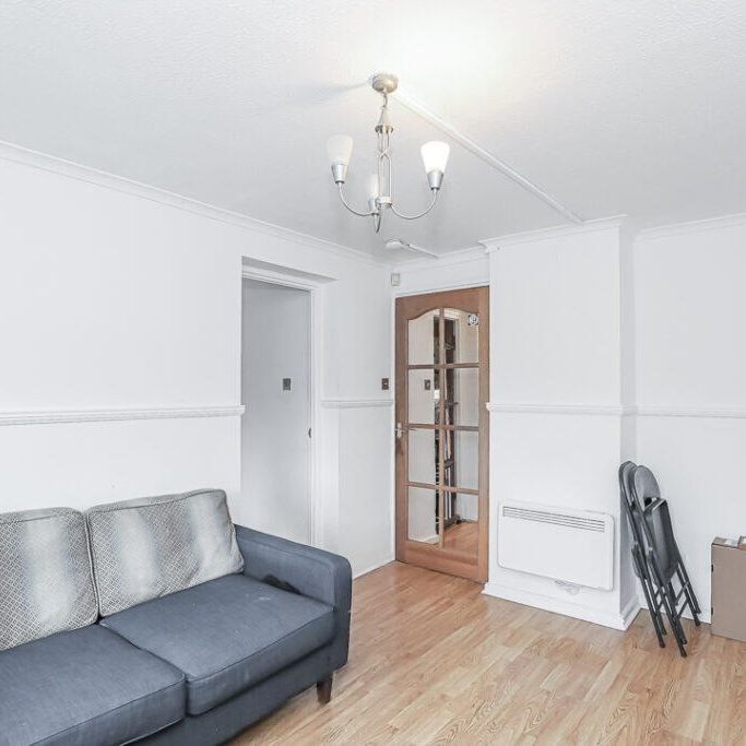 Dalmarnock Road, Dalmarnock, Glasgow - Photo 1