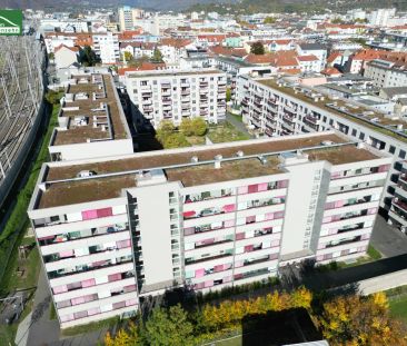 Exklusive 3-Zimmerwohnung mit großzügigen Balkon in zentraler Lage ... - Photo 4