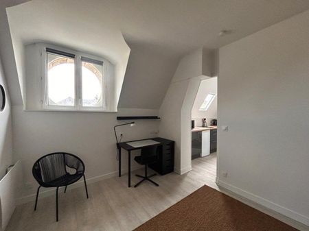 Location Appartement 1 pièce Meublé 22m² BLOIS 41000 - Photo 2