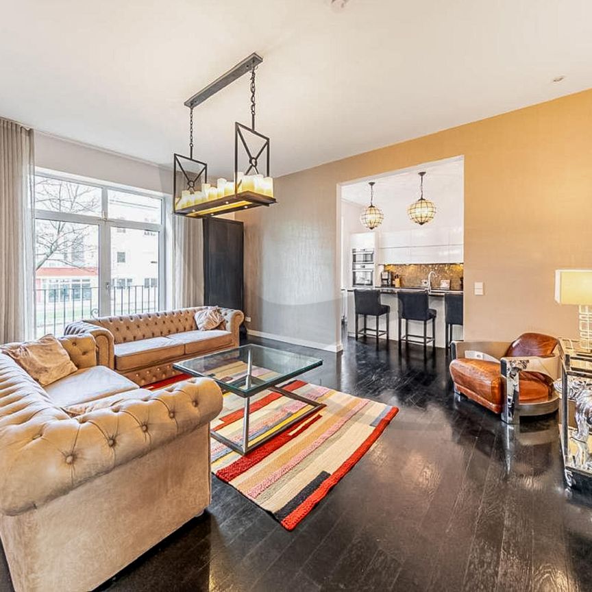 American Way of Live - Photo 1