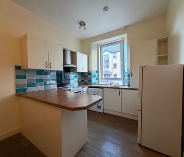 1 bedroom flat to rent - Photo 6