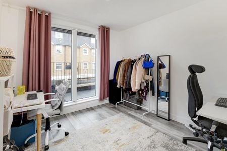 2 bedroom flat to rent - Photo 5