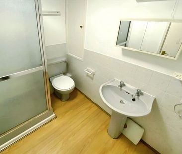 Westmarch Court, SO17 - Photo 5