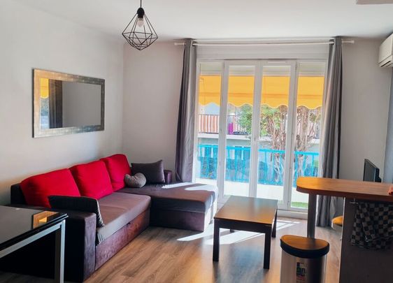 Appartement à louer 2 pièces • Villeneuve-Loubet - Photo 1