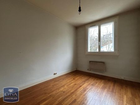 Location Appartement 4 pièces 64m² STE FOY LES LYON 69110 - Photo 3