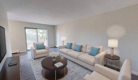 Two Bedroom Apartment - Photo 3