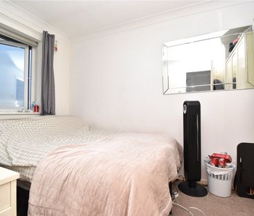 Gainsborough Drive, Lawford, Manningtree, CO11 2JU - Photo 1