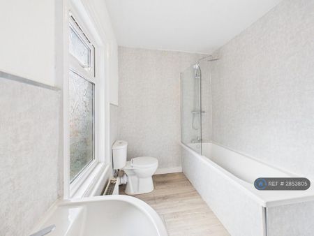 2 bedroom terraced house to rent - Photo 5