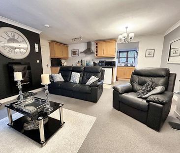 2 bedroom apartment to rent - Photo 3