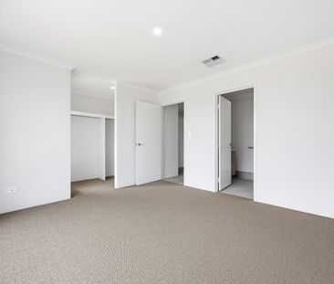 BRAND NEW - STUNNING 4 X 2 HOME - Photo 3