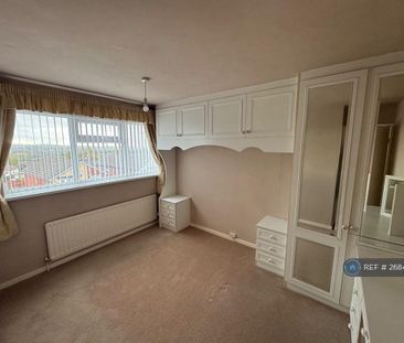 3 bedroom detached house to rent - Photo 5