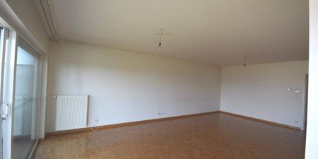 Appartement te huur in Roeselare voor € 725 met 2 slaapkamers - Photo 4