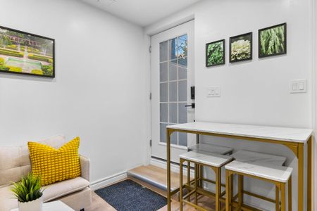 For Lease - 158 Indian Grove Unit# Unit B2, Toronto, Ontario - Photo 3