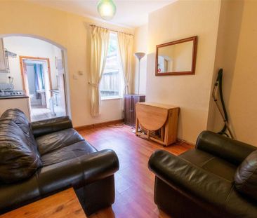 4 bedroom house to rent - Photo 2