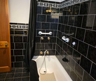 Cairns North - Photo 6