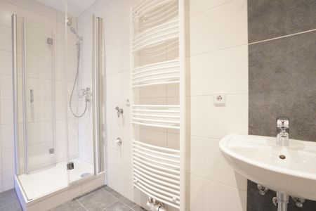 Wanne & Dusche / Helle Räume - Photo 3