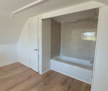 For Lease - 46 Glenwood Drive, Wasaga Beach, Ontario - Photo 5