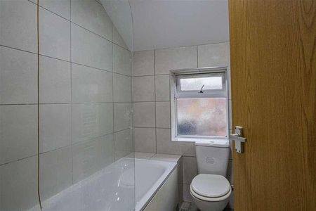 Richards Terrace, Roath, CF24 - Photo 4