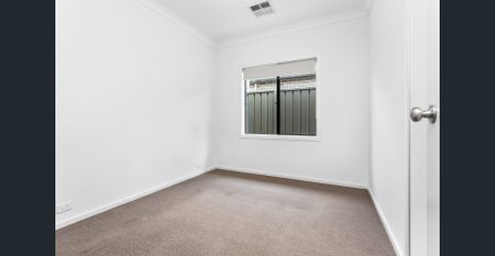 Style and Comfort Between the City and the Sea. - Photo 4