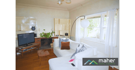 Charming 3-Bedroom Home Just Minutes from La Trobe University - Photo 4