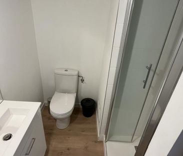 FRONTIÈRE MONÉGASQUE - STUDIO DERNIER ÉTAGE - Photo 6