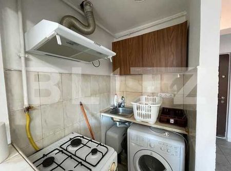 Apartament de 1 camera, renovat, parcare, pet-friendly, zona Lombului - Photo 4