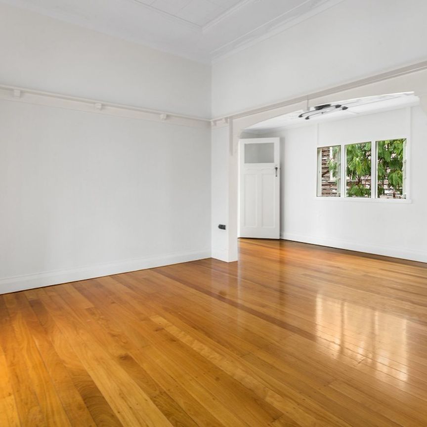 29 Willis Street, - Photo 1