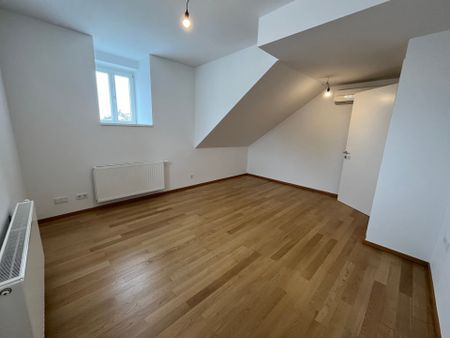 MARGARETENHOF: Traumhafte 4-Zimmer-DG-Wohnung mit Terrasse zu mieten in 1050 Wien - Photo 3