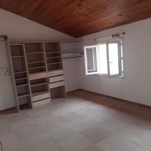 Location Appartement 2 pièces 76m² FLAYOSC 83780 - Photo 2