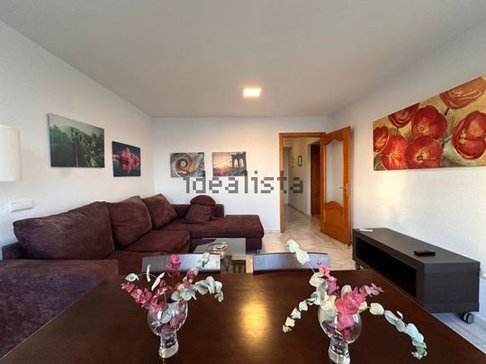 Alquiler de piso en Avenida Retamar - Photo 1