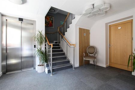 2 bedroom duplex to rent - Photo 3