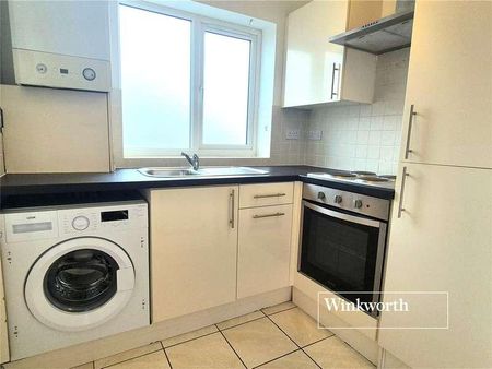 Elma Court, Mays Lane, Barnet, EN5 - Photo 5