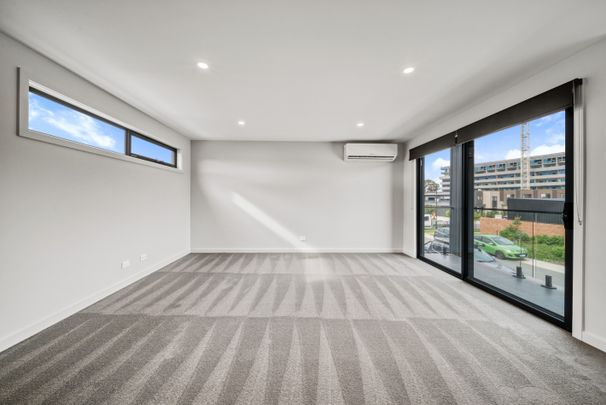 Perfect Apartment Living in Taylor - Photo 1