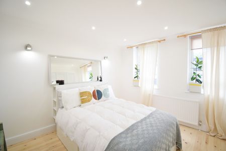1 Bed Flat, Latimer Road, W10 - Photo 4