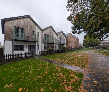 Lloyd Road, Chichester - Photo 1