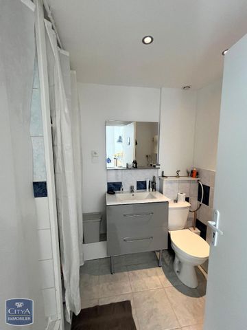 Location Appartement 2 pièces 27m² VALENCIENNES 59300 - Photo 5