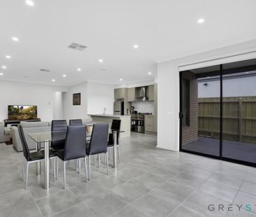 52 Tower Street, Thornhill Park, Vic 3335 - Photo 6