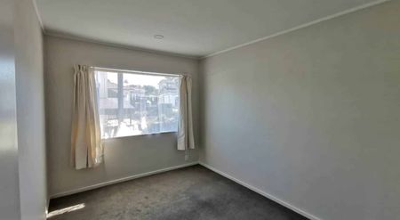 Fantastic Home for Family - Photo 2