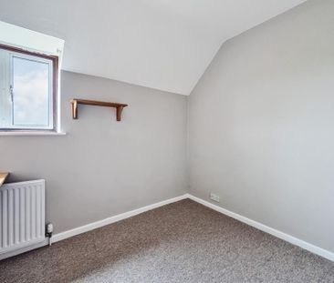 4 bedroom apartment to rent - Photo 4