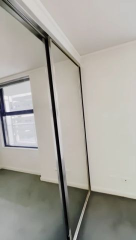 1 bed 1 bath*505 ultimo - Photo 2