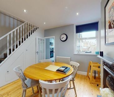 3 bedroom terraced house to rent - Photo 4