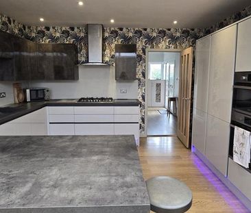 3 bedroom bungalow to rent - Photo 5