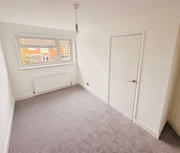 3 bedroom detached house to rent - Photo 3