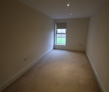 2 Bed Apartment - Photo 6